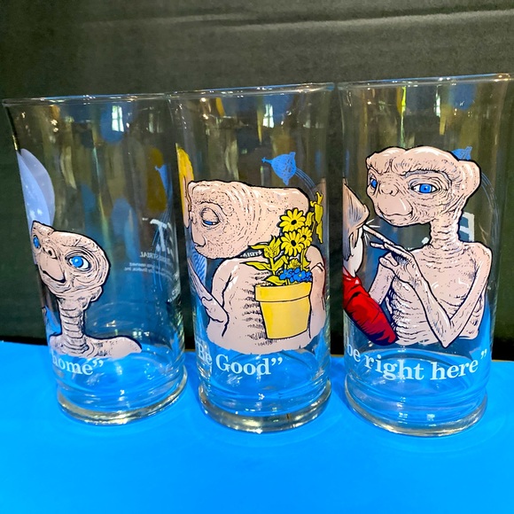 E.T. Extra Terrestrial 1982 Universal Studios Pizza Hut Collector Series Glasses - Picture 12 of 15